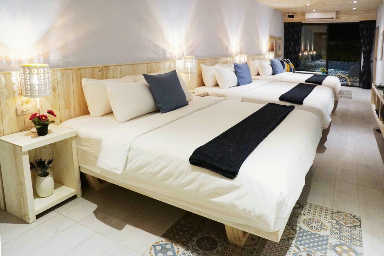 南湾 アジュール Bed & Breakfast エクステリア 写真